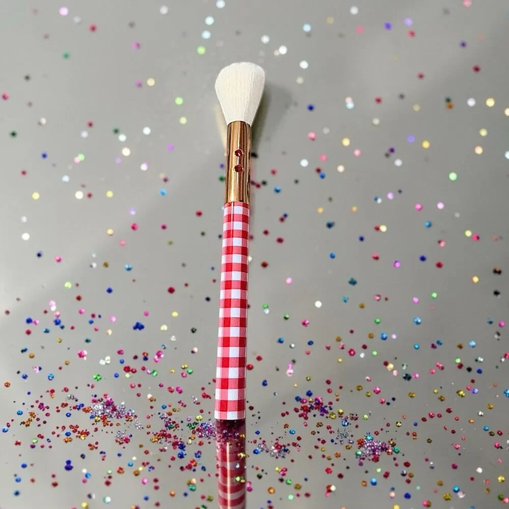 SLMISSGLAM  Gingham Face Brush Brand New MSRP $28